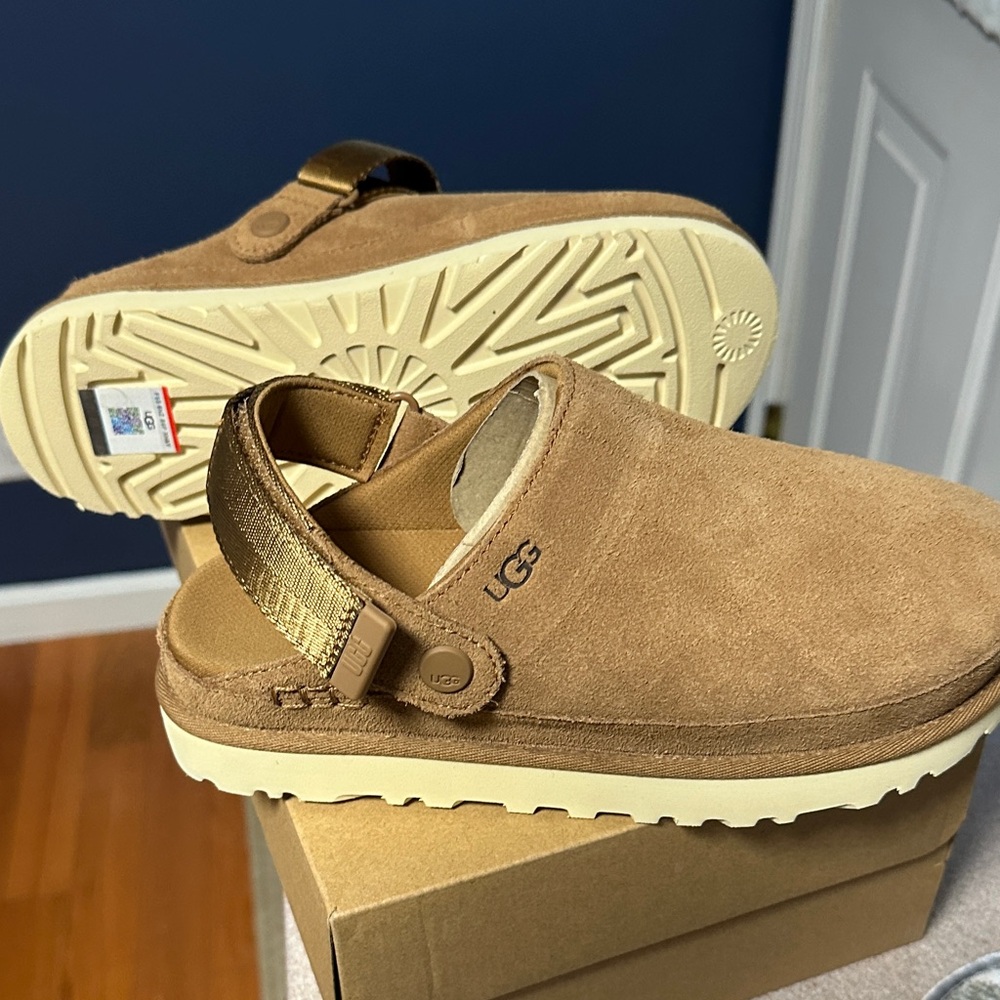 UGG Goldenstar Clog NWT - Picture 3 of 7